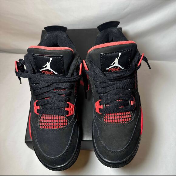 Size 5.5 - Nike Air Jordan 4 Retro GS Red Thunder Men's Shoes Ships Now - Picture 4 of 9